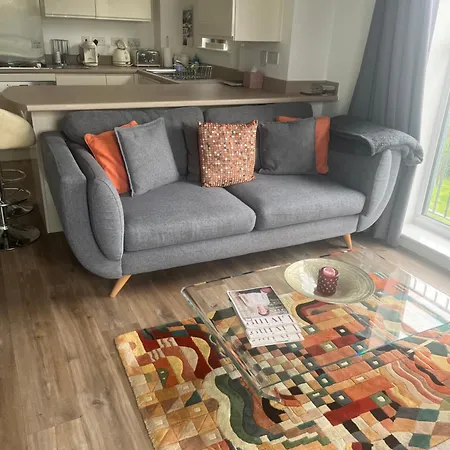 Luxury Riverside 2 Bedroomed Apartment With Balcony Newport  Exterior photo