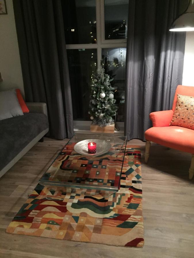 Luxury Riverside 2 Bedroomed With Balcony Newport (Gwent)